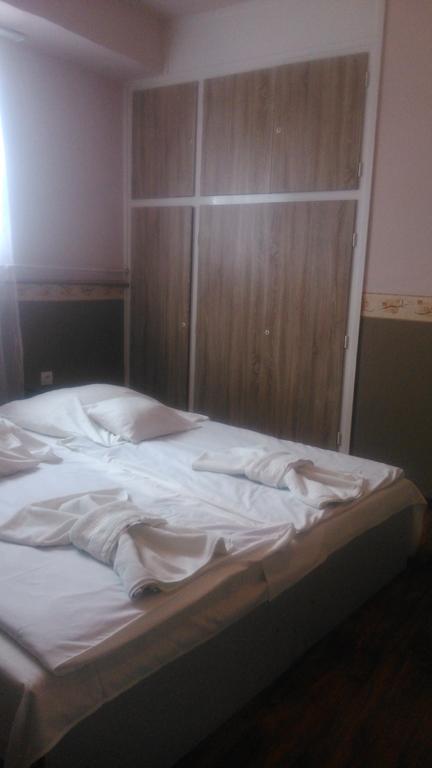 Hotel Dombóvár Pokoj fotografie